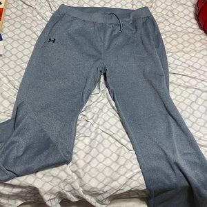 COPY - Under armour sweatpants